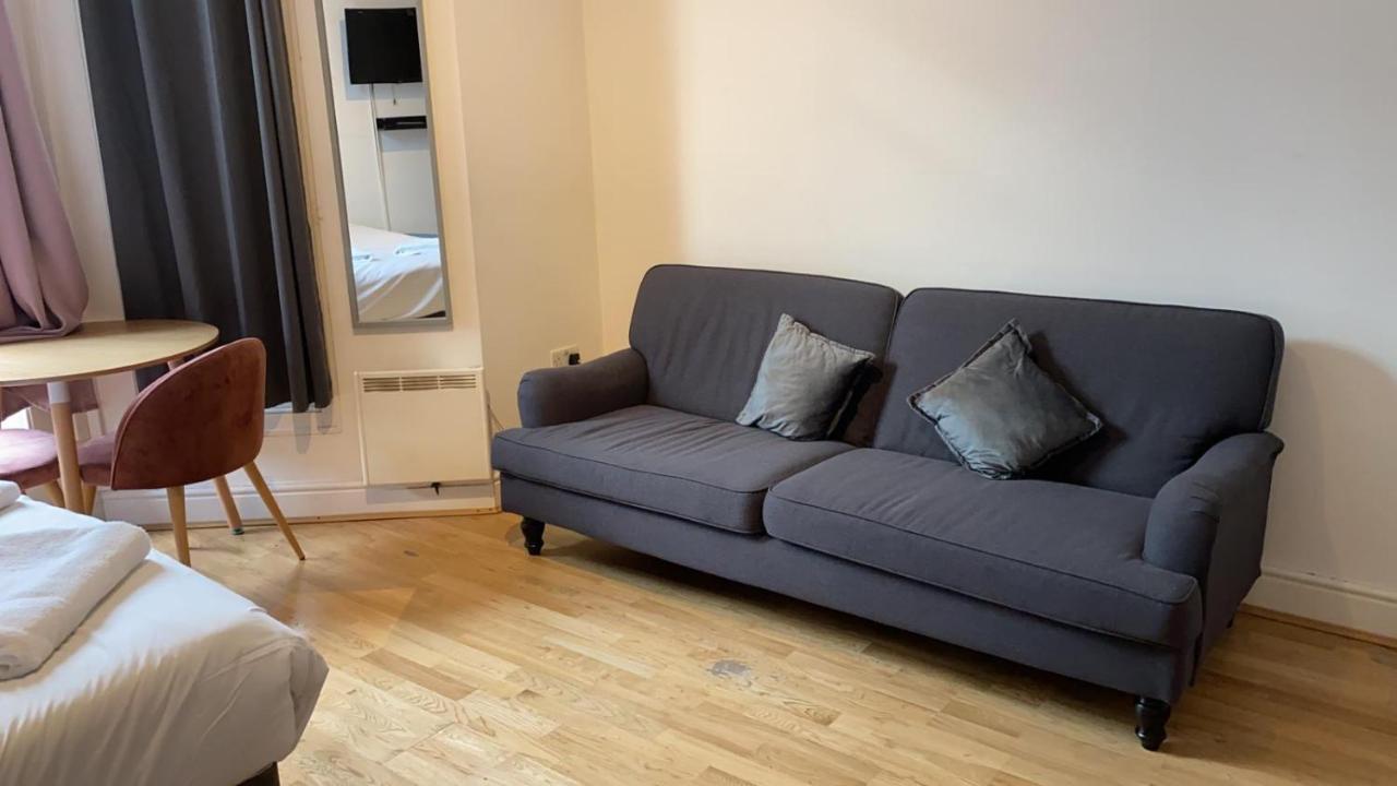 Holland Rd Service Studio Aparthotel London