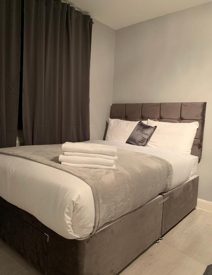 Aparthotel Holland Rd Service Studio