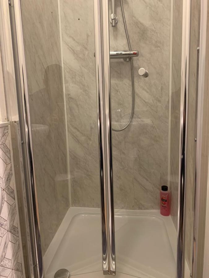 Aparthotel Holland Rd Service Studio *