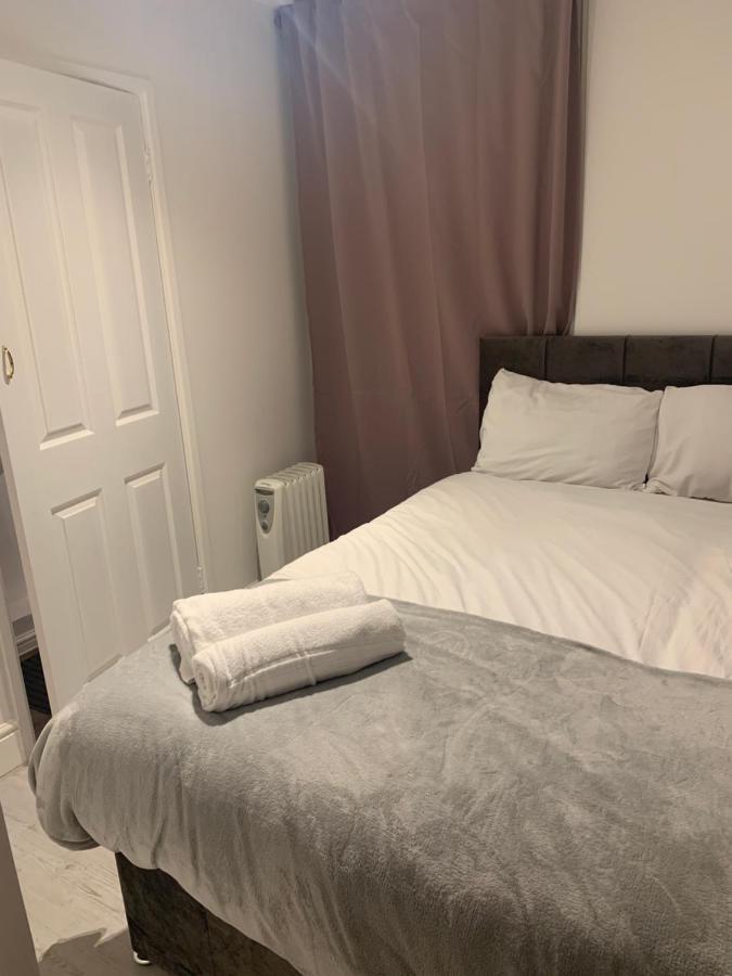 Aparthotel Holland Rd Service Studio