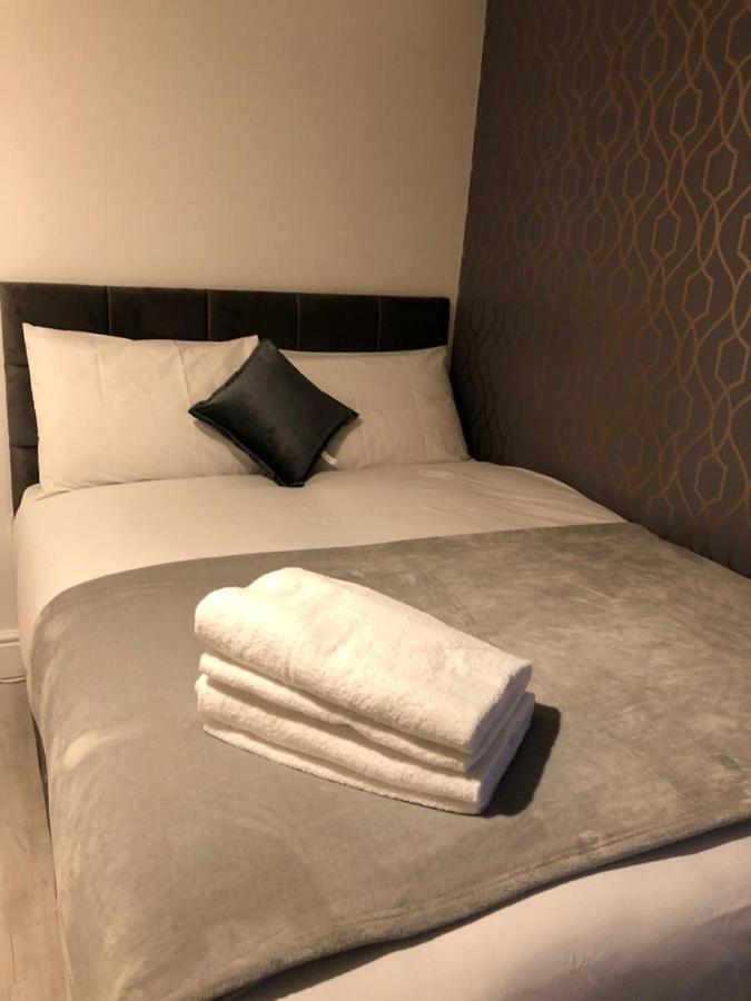 Holland Rd Service Studio Aparthotel